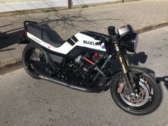 Suzuki GT750: Suzuki's big wet triple - Old Bike Australasia